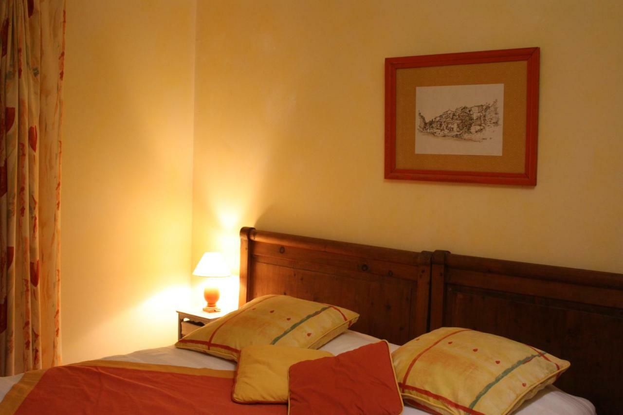 Domaine De "Creva-Tinas" Bed & Breakfast Mailhac Bilik gambar